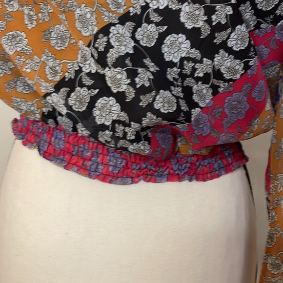 NEW Ladies lined one shoulder patterned top. - Picture 5 of 5